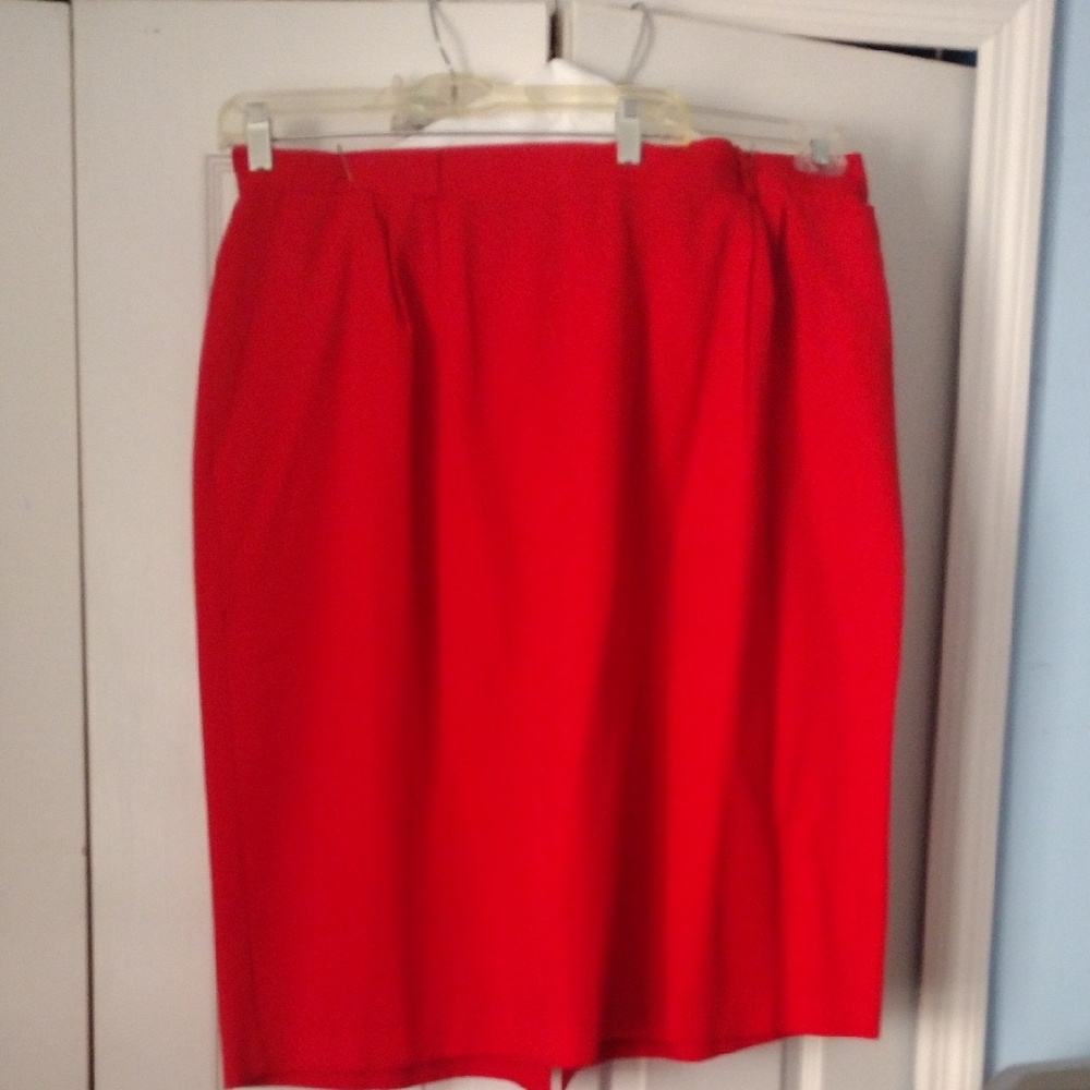 Chic Red Skirt